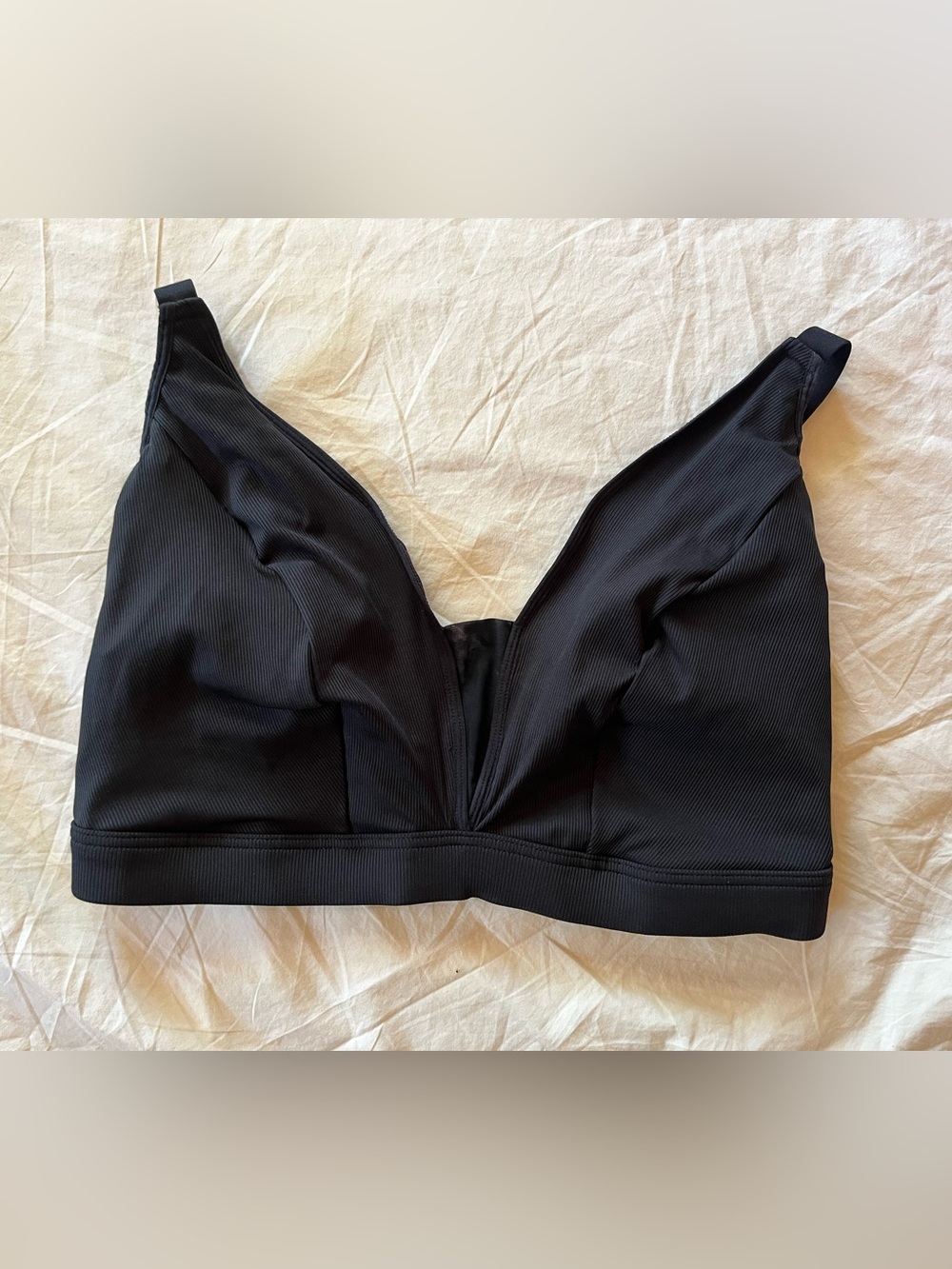 Snag Tights Black Wireless V-Neck Bralette